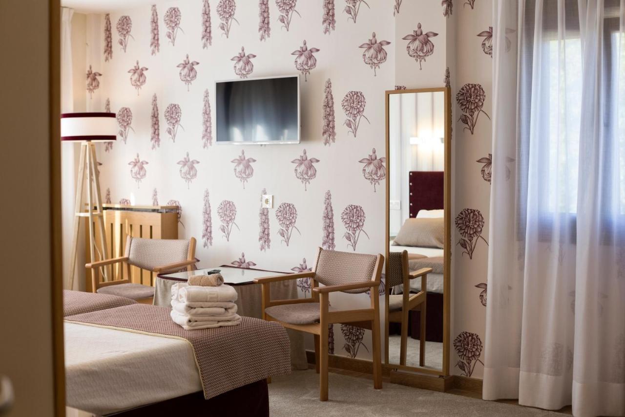 Hotel La Casona De Llerices Onís Værelse billede